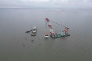 上海市海灾防治项目顺利完成首个套箱安装